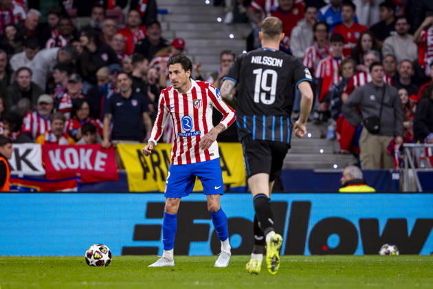 Atletico de Madrid v Club Brugge KV - UEFA Champions League 2025 26 League Knockout Play-off Second Leg Jose Maria Gimenez of Atletico de Madrid (L) is in action with the ball during the UEFA Champions League 2025 26 League Knockout Play-off Second Leg match between Atletico de Madrid and Club Brugge KV at Estadio Riyadh Air Metropolitano on February 24, 2026 in Madrid, Spain. Madrid Estadio Riyadh Air Metropolitano Madrid Spain Copyright: xAlbertoxGardinx AGardin_20260224_Foot_Champ_Atl_Mad_Bru_1086