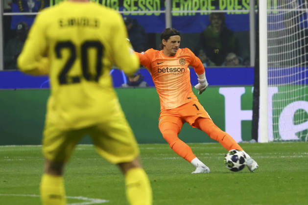 FC Internazionale Milano v FK Bodo Glimt - UEFA Champions League 2025 26 League Knockout Play-off Second Leg Yann Sommer plays during the UEFA Champions League 2025 26 League Knockout Play-off Second Leg match between FC Internazionale Milano and FK Bodo Glimt in Milano, Italy, on February 24, 2026, at Giuseppe Meazza stadium Milano Italy Copyright: xMairoxCinquettix originalFilename:cinquetti-fcintern260224_npwpJ