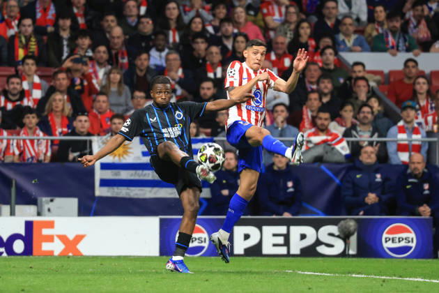 Spain - Atletico de Madrid vs Club Brugge KV - 24 02 2026 SPAIN, MADRID, FEBRUARY 24. Mamadou Diakhon of Brugge duels for the ball with Nahuel Molina of Atletico de Madrid during the UEFA Champions League Knockout Play-off Second Leg football match between Atletico de Madrid and Club Brugge KV at Estadio Riyadh Air Metropolitano on February 24, 2026 in Madrid, Spain. Photo by Manuel Blondeau AOP.Press Madrid Riyadh Air Metropolitano Spain Copyright: x ManuelxBlondeau AOP.Pressx AOP20260224-0102