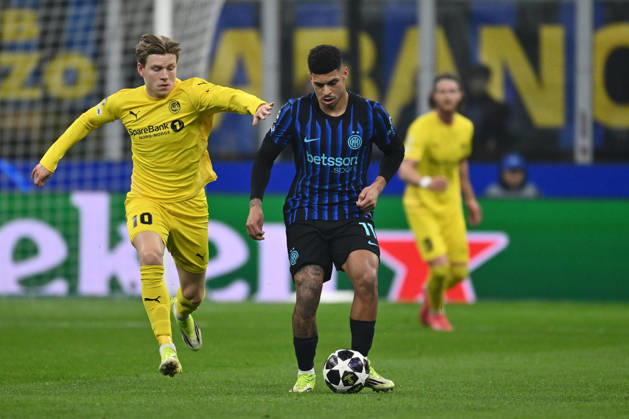 FC Internazionale Milano v FK Bodo Glimt - UEFA Champions League 2025 26 League Knockout Play-off First Leg Jens Petter Hauge of FK Bodo Glimt and Luis Henrique of F.C. Inter are in action during the UEFA Champions League 2025 26 League Knockout Play-off Second Leg match between F.C. Inter and FK Bodo Glimt at the San Siro Stadium on February 24, 2026 in Milan, Italy. Milan Italy Copyright: xDomenicoxCippitellix xSOPAxImagesx CD1_2851