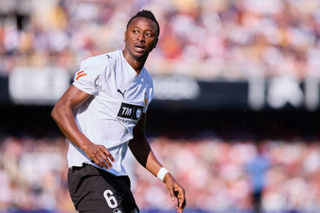 Valencia CF v Osasuna - LaLiga EA Sports VALENCIA, SPAIN - MARCH 1: Umar Sadiq of Valencia CF looks on during to the LaLiga EA Spots match between Valencia CF and Osasuna at Estadio Mestalla on March 1, 2026 in Valencia, Spain. (Photo by Jose Torres Photo Players Images Magara Press) Valencia Estadio Mestalla Spain Copyright: xJosexTorresx