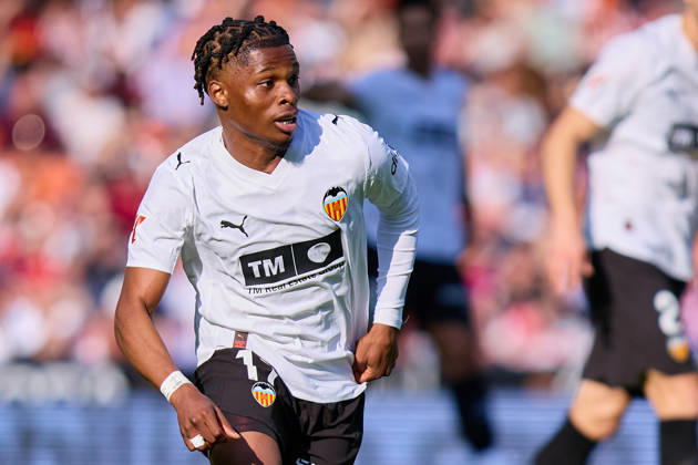 Valencia CF v Osasuna - LaLiga EA Sports VALENCIA, SPAIN - MARCH 1: Largie Ramazani of Valencia CF looks on during to the LaLiga EA Spots match between Valencia CF and Osasuna at Estadio Mestalla on March 1, 2026 in Valencia, Spain. (Photo by Jose Torres Photo Players Images Magara Press) Valencia Estadio Mestalla Spain Copyright: xJosexTorresx