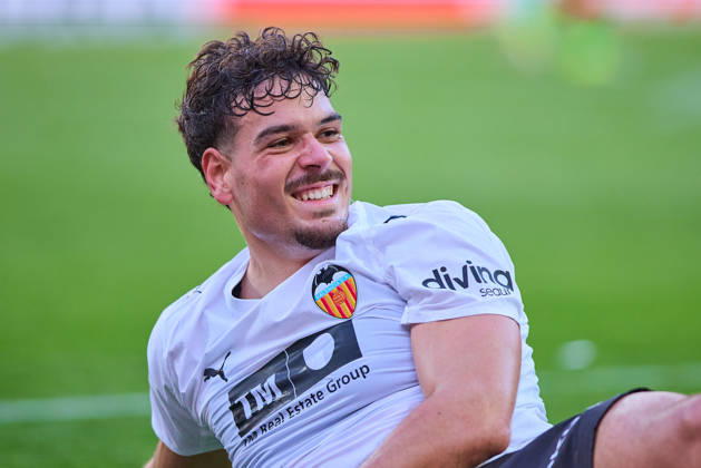 Valencia CF v Osasuna - LaLiga EA Sports VALENCIA, SPAIN - MARCH 1: Filip Ugrinic of Valencia CF smiles during to the LaLiga EA Spots match between Valencia CF and Osasuna at Estadio Mestalla on March 1, 2026 in Valencia, Spain. (Photo by Jose Torres Photo Players Images Magara Press) Valencia Estadio Mestalla Spain Copyright: xJosexTorresx
