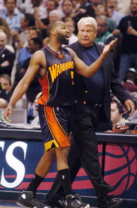 May 01, 2007 - Dallas, TX, USA - Golden State Warriors head coach DON NELSON talks with BARON DAVIS after Davis fouled out in the fourth quarter in their first-round playoff game against the Dallas Mavericks at American Airlines Center in Dallas on Tuesday May 1, 2007. Copyright: xSeanxConnelleyx