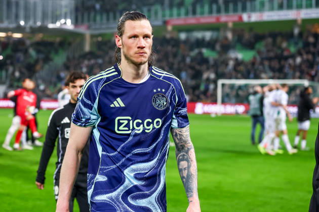 2026-03-07 FC Groningen v Ajax - Dutch Eredivisie GRONINGEN, NETHERLANDS - MARCH 7: Wout Weghorst of AFC Ajax is disappointed about the lose during the Dutch Eredivisie match between FC Groningen and Ajax at Stadion Euroborg on March 7, 2026 in Groningen, Netherlands. Groningen Stadion Euroborg Netherlands Content not available for redistribution in The Netherlands directly or indirectly through any third parties. Copyright: xPieterxvanxderxWoudex