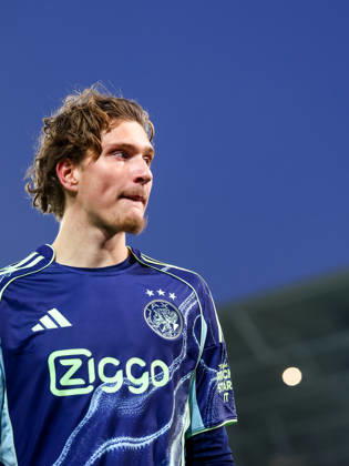 2026-03-07 FC Groningen v Ajax - Dutch Eredivisie GRONINGEN, NETHERLANDS - MARCH 7: Mika Godts of AFC Ajax is disappointed about the lose during the Dutch Eredivisie match between FC Groningen and Ajax at Stadion Euroborg on March 7, 2026 in Groningen, Netherlands. Groningen Stadion Euroborg Netherlands Content not available for redistribution in The Netherlands directly or indirectly through any third parties. Copyright: xPieterxvanxderxWoudex