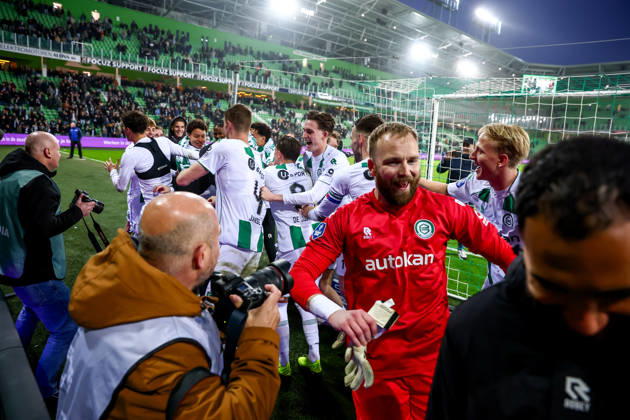 2026-03-07 FC Groningen v Ajax - Dutch Eredivisie GRONINGEN, NETHERLANDS - MARCH 7: players of FC Groningen celebrate the win during the Dutch Eredivisie match between FC Groningen and Ajax at Stadion Euroborg on March 7, 2026 in Groningen, Netherlands. Groningen Stadion Euroborg Netherlands Content not available for redistribution in The Netherlands directly or indirectly through any third parties. Copyright: xPieterxvanxderxWoudex