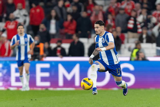 March 8, 2026, Lisbon, Lisbon, Portugal: Porto forward from Spain BORJA SAINZ (17) in action during the game for Liga Portugal Betclic between Benfica and Porto at Estadio da Luz Lisbon Portugal - ZUMAs359 20260308_zsp_s359_218 Copyright: xAlexandrexdexSousax