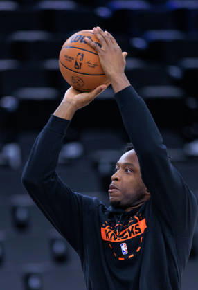 March 9, 2026, Inglewood, California, USA: OG Anunoby 8 of the New York Knicks during warmups prior to a 2026 NBA, Basketball Herren, USA regular season game against the New York Knicks on Monday March 9, 2026 at Intuit Dome Arena in Inglewood, California. Clippers defeat Knicks, 126-118. JAVIER ROJAS PI Clippers Vs. Knicks - ZUMAp124 20260309_zaa_p124_150 Copyright: xJavierxRojasx