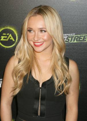 November 13, 2007 - Hollywood, CA, U.S. - 13 November 2007 - Hollywood, California - Hayden Panettiere. Electronic Arts, Inc. launch of Need for Speed ProStreet Game party hosted by Hayden Panettiere of Heroes at Les Deux. Photo Credit: Russ Elliot AdMedia Copyright: xRussxElliotx
