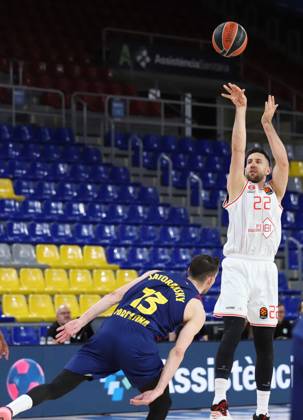 March 13, 2026, Sabadell, Barcelona, Spain: Barcelona Spain 13.03.2026 Tomas Satoransky ( FC Barcelona, Barca and Vasilije Micic (Hapoel Ibi Tel Aviv) battle for the ball during the Basketball Euroleague match between FC Barcelona and Hapoel Ibi Tel Aviv at Palau Blaugrana on13 March 2026 in Barcelona. Basketball Euroleague: FC Barcelona 75-80 Hapoel Ibi Tel Aviv - ZUMAu50_ 20260313_zsp_u50_007 Copyright: xXavixUrgelesx