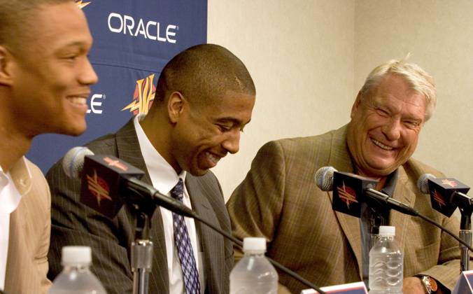June 30, 2008 - Golden State Warriors head coach Don Nelson, right, laughs along with the team s new draft picks Anthony Randolph, left, and Richard Hendrix at a press conference, PK, Pressekonferenz on Monday, June 30, 2008 at Oracle Arena in Oakland, California. (D. Ross Cameron Oakland Tribune MCT) Copyright: xD.xRossxCameronx