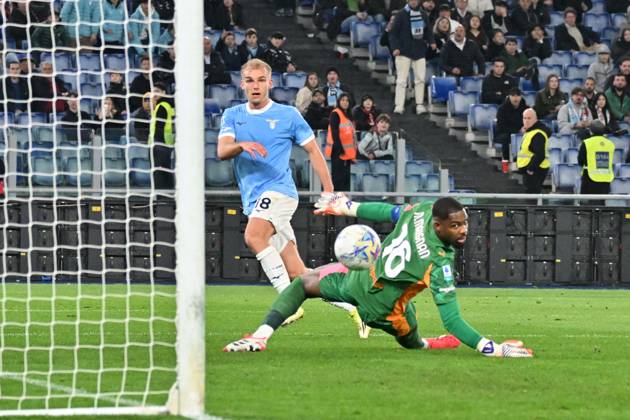 Foto IPP Felice De Martino Roma 15 03 2026 Calcio Campionato serie A 2025-2026 Lazio - Milan Nella foto: Gol di Gustav Isaksen Italy Photo Press World Copyright Roma italy Italia ITALY Copyright: xR4924_italyphotopressx
