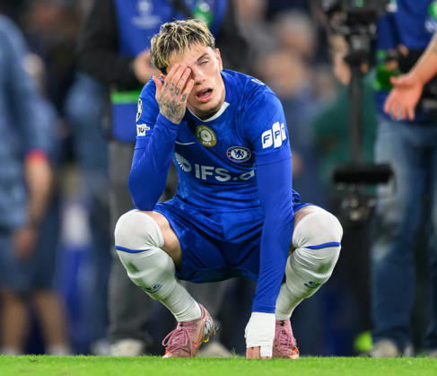 17 March 2026 - Chelsea v Paris Saint-Germain - Champions League - Stamford Bridge. Chelsea v Paris Saint-Germain - Champions League - Stamford Bridge. Alejandro Garnacho dejected at the final whistl. Picture : Mark Pain London England Copyright: xMarkxPainx
