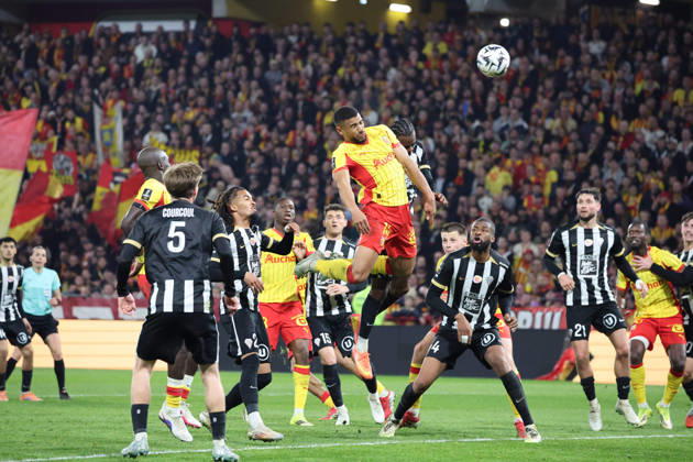 FOOTBALL : RC Lens vs Angers SCO - Ligue 1 J21 - 20 03 2026 Cornet et tête de Matthieu UDOL (RC Lens) lors du match RC Lens vs Angers SCO, Ligue 1 J27, stade Bollaert-Delelis, le 20 mars 2026 - photo Laurent Sanson PsnewZ  Copyright: xLaurentxSANSONx xPsnewZx