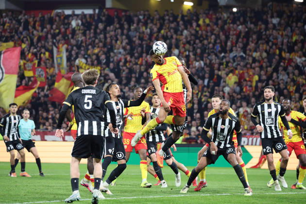 FOOTBALL : RC Lens vs Angers SCO - Ligue 1 J21 - 20 03 2026 Corner et tête de Matthieu UDOL (RC Lens) lors du match RC Lens vs Angers SCO, Ligue 1 J27, stade Bollaert-Delelis, le 20 mars 2026 - photo Laurent Sanson PsnewZ  Copyright: xLaurentxSANSONx xPsnewZx