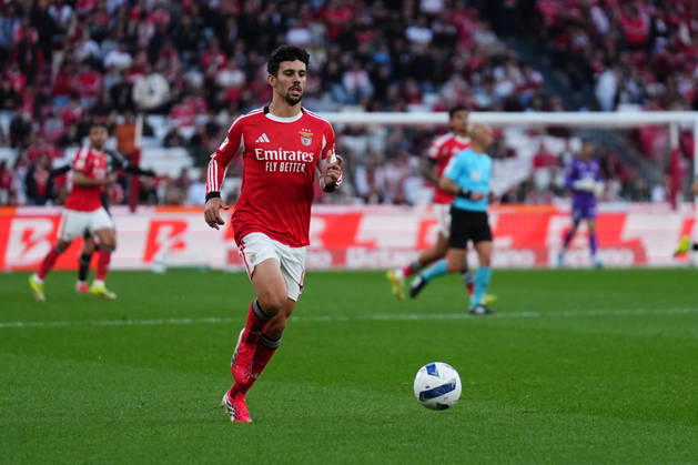 Liga Portugal Betclic - SL Benfica v Vitoria SC Tomas Araujo do SL Benfica durante a partida entre o SL Benfica e o Vitoria SC, a contar para a Liga Portugal Betclic no Estadio do Lisboa e Benfica - Marco 21, 2025 - Lisboa, Portugal. (Foto: Joao Alvarinhas - Avant Sports) Lisboa Estadio do Sport Lisboa e Benfica Portugal Copyright: xJoaoxAlvarinhasx-xAvantxSportsx