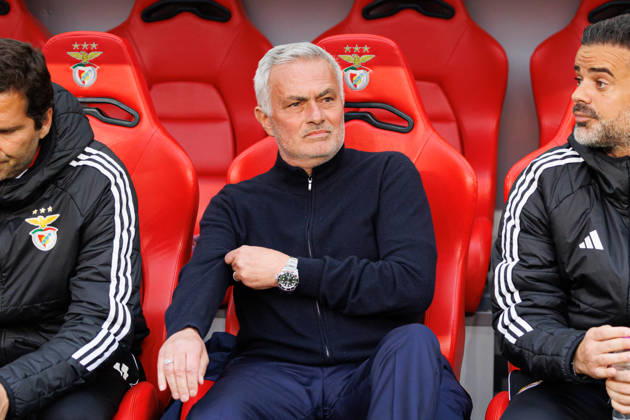 Jose Mourinho seen during Liga Portugal game between teams of SL Benfica and Vitoria SC at Estadio Da Luz (Luis Loureiro Ball Raw Images PT) Lisbon Estadio Da Luz Portugal Copyright: xLuisxLoureirox luisloureirobenficavitoria252630