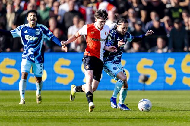 ROTTERDAM AFC Ajax Amsterdam player Kian Fitz Jim, SC Feyenoord Rotterdam player Leo Sauer during the Dutch Vriendenloterij Eredivisie match between Feyenoord and Ajax at De Kuip on March 22, 2026 in Rotterdam, the Netherlands Photo by DeFodi Images