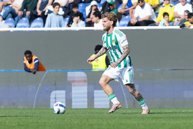 March 22, 2026, Estoril, Lisbon, Portugal: Rio Ave forward from Germany OLE POHLMAN (80) in action during the game for Liga Portugal Betclic between Estoril Praia and Rio Ave at Estadio Antonio Coimbra da Mota Estoril Portugal - ZUMAs359 20260322_zsp_s359_081 Copyright: xAlexandrexdexSousax