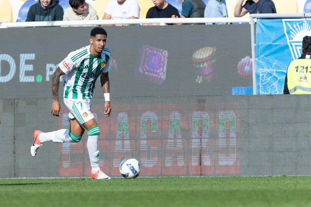 March 22, 2026, Estoril, Lisbon, Portugal: Rio Ave forward from Brazil DIOGO BEZERRA (7) in action during the game for Liga Portugal Betclic between Estoril Praia and Rio Ave at Estadio Antonio Coimbra da Mota Estoril Portugal - ZUMAs359 20260322_zsp_s359_095 Copyright: xAlexandrexdexSousax