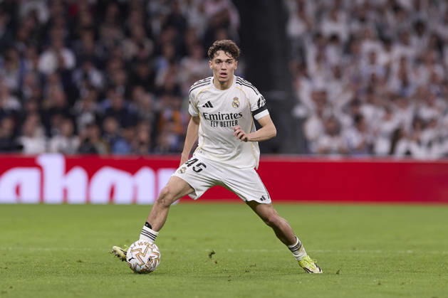 Real Madrid CF Vs Atletico Madrid in Spain - 22 Mar 2026 Thiago Pitarch of Real Madrid CF seen in action during the LaLiga EA Sports 2025 2026 week 29 football match between Real Madrid CF and Atletico Madrid at Santiago Bernabeu stadium. Final score: Real Madrid CF 3:2 Atletico Madrid. Madrid Spain Copyright: xFedericoxTitonex xSOPAxImagesx FTITONE_010