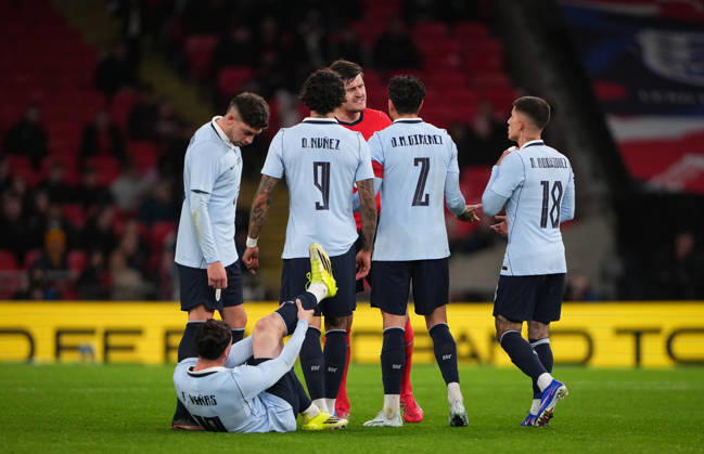 Harry Maguire Manchester United, ManU of England with Uruguay players during the International Friendly, Länderspiel, Nationalmannschaft match between England and Uruguay at Wembley Stadium, London, England on 27 March 2026.  Copyright: xAndyxRowlandx PMI-7198-0101