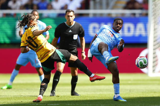 RD Congo v Jamaica - 2026 FIFA World Cup, WM, Weltmeisterschaft, Fussball Qualifying ZAPOPAN, MEXICO- MARCH 31: Noah Sadiki (R) of RD Congo fights for the ball with Bobby De Cordova-Reid (L) of Jamaica during a World Cup 2026 playoff qualifying football match between RD Congo and Jamaica, at the Guadalajara Stadium in Zapopan, Mexico on March 31, 2026. Stringer Anadolu Zapopan Mexico. Editorial use only. Please get in touch for any other usage.  Copyright: x2026xAnadoluxStringerx