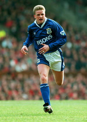 Manchester United, ManU V Ipswich Town, Premier League Alex Mathie of Ipswich Town running during the Premier League match between Manchester United and Ipswich Town at Old Trafford on March 4, 1995 in Manchester, England. Manchester Old Trafford England United Kingdom Copyright: xAllstarxPicturexLibraryxLtdx