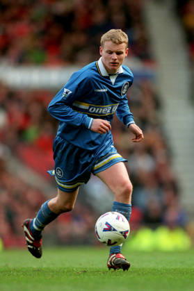 Manchester United, ManU V Everton, Premier League Michael Ball of Everton on the ball during the Premier League match between Manchester United and Everton at Old Trafford on March 21, 1999 in Manchester, England. Manchester Old Trafford England United Kingdom Copyright: xAllstarxPicturexLibraryxLtdx