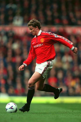 Manchester United, ManU V Everton, Premier League Ole Gunnar Solskjaer of Manchester United on the ball during the Premier League match between Manchester United and Everton at Old Trafford on March 21, 1999 in Manchester, England. Manchester Old Trafford England United Kingdom Copyright: xAllstarxPicturexLibraryxLtdx