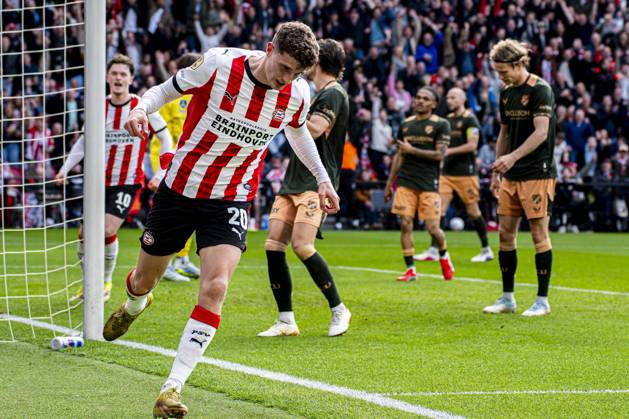 Guus Til of PSV Eindhoven celebrates after scoring his teams third goal PSV Eindhoven v FC Utrecht, Eredivisie, PSV v FC Utrecht, Philips Stadion, April 4, 2026, Eindhoven, Netherlands.