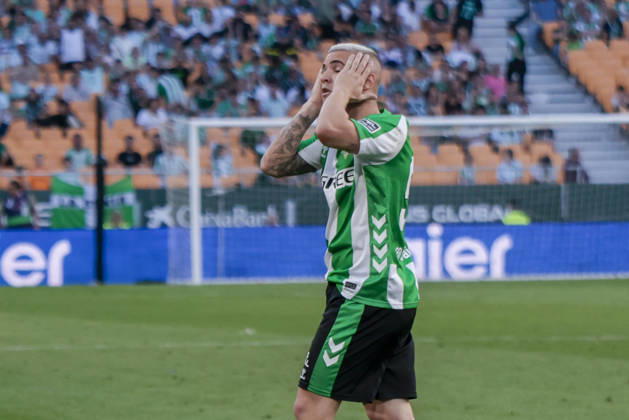 Real Betis Balompie v RCD Espanyol de Barcelona - LaLiga EA Sports Pablo Garcia of Real Betis reacts to a missed opportunity during the La Liga EA Sports match between Real Betis and RCD Espanyol de Barcelona at La Cartuja Stadium in Seville, Spain, on April 4, 2026. Seville Spain Copyright: xJosexLuisxContrerasx originalFilename:joseluiscontreras-realbeti260404_npBbh