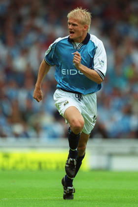 Manchester City V Coventry City, Premier League Alfie-Inge Haaland of Manchester City running during the Premier League match between Manchester City and Coventry City at Maine Road on August 26, 2000 in Manchester, England. Manchester Maine Road England United Kingdom Copyright: xAllstarxPicturexLibraryxLtdx