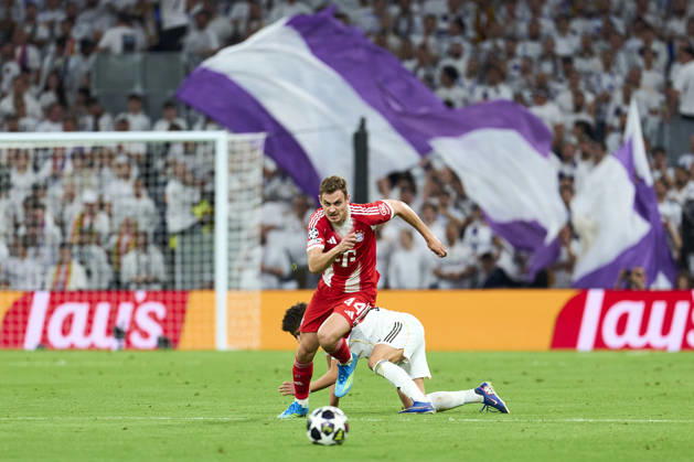 SOCCER-Matchday Round of Quarter-finals of UEFA Champions League match between Real Madrid CF and FC Bayern Munchen at Bernabeu Stadium on April 7, 2026. Josip Stanisic of FC Bayern Munchen and Arda Güler of Real Madrid CF during the UEFA Champions League match between Real Madrid CF and FC Bayern Munchen at Bernabeu Stadium on April 7, 2026. Madrid Madrid Spain EDITORIAL USE ONLY Copyright: xx SENISx-xCEBOLLAx xALFAQUIx dpphotos201535