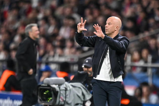 Coach Arne Slot Liverpool FC gestures during the UEFA Champions League 2025 26 Quarter Final First Leg match between Paris Saint Germain FC and Liverpool FC at Parc des Princes on April 8, 2026 in Paris, France Photo by Harry Langer DeFodi Images