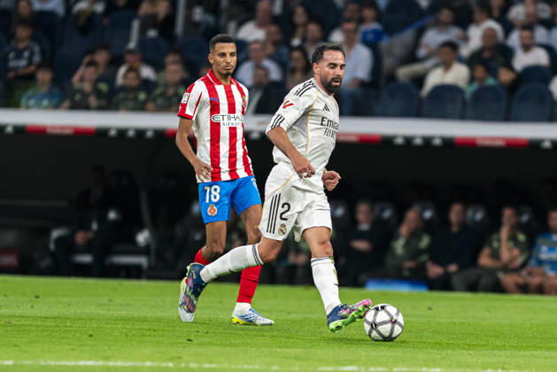 REAL MADRID CF v GIRONA. LA LIGA 2025 2026. ROUND 31. REAL MADRID CF v GIRONA FC. LA LIGA 2025 2026. ROUND 31. Real Madrid CFÂ s Dani Carvajal (r) and Girona FCÂ s Ounahi (l) during La Liga match. April 10, 2026 (ALTERPHOTOS Tomas Garrido) MadridSpain Copyright: xTomasxGarridox