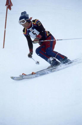 Olympic Winter Games in Innsbruck 1976 The German Skirennläuferin Rosi Mittermaier during a Slalom Competition at the XII Olympic Winter Games in Innsbruck Them bears a Racing suit in the German National colours and The Starting number 5 Austria, 1976 Innsbruck Austria Copyright: xUnitedxArchivesx xSvenxSimonxSportx SVS_95020000318
