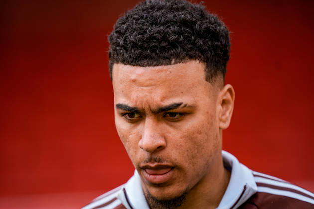 Premier League: Nottingham Forest v Aston Villa Morgan Rogers of Aston Villa inspects the pitch prior to kick off during the Premier League match Nottingham Forest vs Aston Villa at City Ground, Nottingham, United Kingdom on 12 April 2026 (Photo by Maynard Manyowa News Images) Nottingham City Ground Nottinghamshire United Kingdom Copyright: xMaynardxManyowa NewsxImagesx