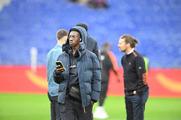 Football : Olympique Lyonnais v Lorient - French ligue 1- 12 04 2026 Players of Lorient before the French ligue 1 match between Olympique Lyonnais and Lorient at Groupama Stadium Decines Charpieu Lyon on April 12, 2026 , France LYONFrance Copyright: xMouradxAllilix
