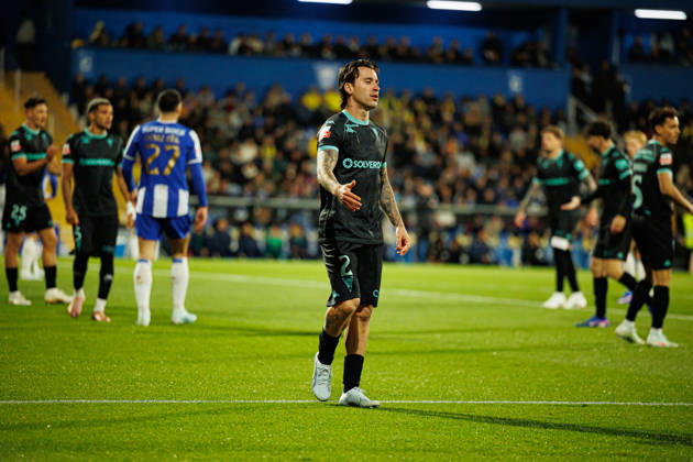 Ricard Sanchez seen during Liga Portugal game between teams of GD Estoril Praia and FC Porto at Estadio Antonio Coimbra da Mota (Luis Loureiro Ball Raw Images) Estoril Estadio Antonio Coimbra da Mota Portugal Copyright: xLuisxLoureirox luisloureiro_estoril_fcporto_2526-4