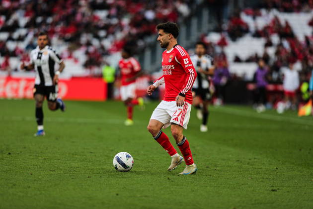 April 12, 2026, Lisbon, Portugal: RAFA SILVA of Lisboa Benfica seen in action during the Liga Portugal Betclic 2025 26 match between SL Benfica and CD Nacional at Estadio da Luz. Soccer 2026: Benfica 2:0 Nacional  - ZUMA 20260412_mda_a269_777 Copyright: xSandroxAlemaox