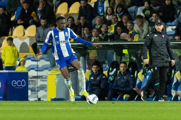 April 12, 2026, Estoril, Oeiras, Portugal: Porto defender from Nigeria ZAIDU SANUSI (12) in action during the game of Matchday 29 of the Liga Portugal Betclic between Estoril and Porto at Estadio Antonio Coimbra da Mota Estoril Portugal - ZUMAs359 20260412_zsp_s359_107 Copyright: xAlexandrexdexSousax
