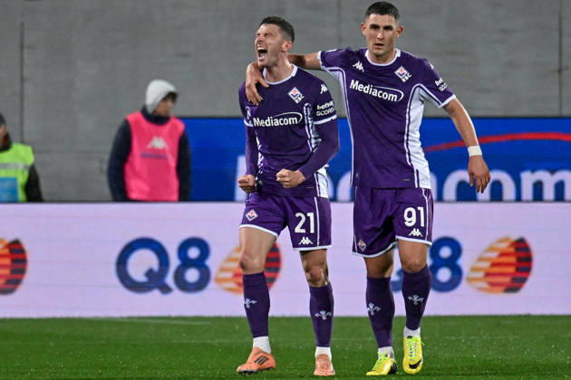 ACF Fiorentina s defender Robin Gosens celebrates after scoring a goal during ACF Fiorentina vs SS Lazio, Italian soccer Serie A match in Florence, Italy, April 13 2026 Copyright: xLisaxGuglielmi IPAxSportx xipa-agency.netx xx IPA_73971566 IPA_Agency_IPA73971566