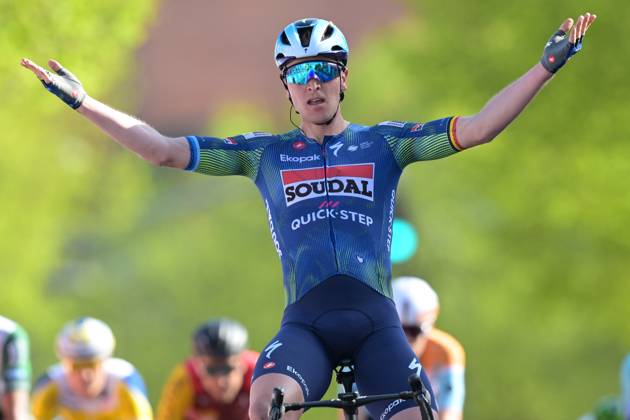 Belgian Tim Merlier of Soudal Quick-Step celebrates after winning the Ronde Van Limburg one day cycling race, from Hasselt to Tongeren-Borgloon (178,4 km) on Wednesday 15 April 2026. DAVIDxPINTENS x170895477x