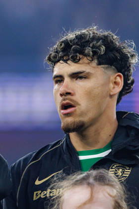 Maxi Araujo seen during UEFA Champions League quarterfinal game between teams of Arsenal FC and Sporting CP at Emirates Stadium (Maciej Rogowski Ball Raw Images) London Emirates Stadium United Kingdom Copyright: xMaciejxRogowskix MaciejRogowskiArsenalSporting252656