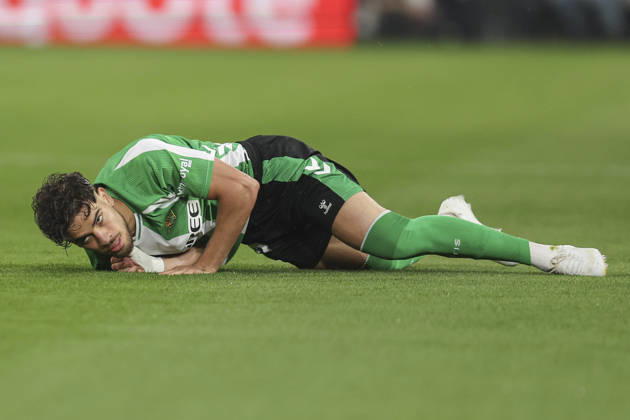 ESP: Real Betis-SC Braga. UEFA Europa League. Quarter-Finals, second Leg. Abde Ezzalzouli of Real Betis during the UEFA Europa League match, Quarter-Finals, second leg between Real Betis and SC Braga. Olimpico de la Cartuja Stadium on April 17, 2026 in Sevilla, Spain. kpng Copyright: xAntonioxPozox xPRESSINPHOTOx AP_260417_BET_BRA_2526_074
