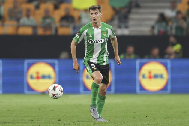 ESP: Real Betis-SC Braga. UEFA Europa League. Quarter-Finals, second Leg. Diego Llorente of Real Betis during the UEFA Europa League match, Quarter-Finals, second leg between Real Betis and SC Braga. Olimpico de la Cartuja Stadium on April 17, 2026 in Sevilla, Spain. kpng Copyright: xAntonioxPozox xPRESSINPHOTOx AP_260417_BET_BRA_2526_182