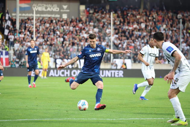 17 04 2026, xrekx, Soccer 2 Bundesliga, SV Elversberg Karlsruher SC v l Marvin Wanitzek Karlsruher SC DFL DFB REGULATIONS PROHIBIT ANY USE OF PHOTOGRAPHS as IMAGE SEQUENCES and or QUASI VIDEO Elversberg