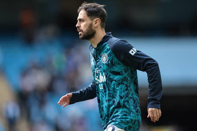 Manchester City v Arsenal - Premier League Bernardo Silva of Manchester City participates in the pregame warmup session during the Premier League match between Manchester City and Arsenal at Etihad Stadium in Manchester, United Kingdom, on April 19, 2026. Manchester Greater Manchester United, ManU Kingdom Copyright: xNewsxImagesx originalFilename:cosgrove-premierl260419_npk4A
